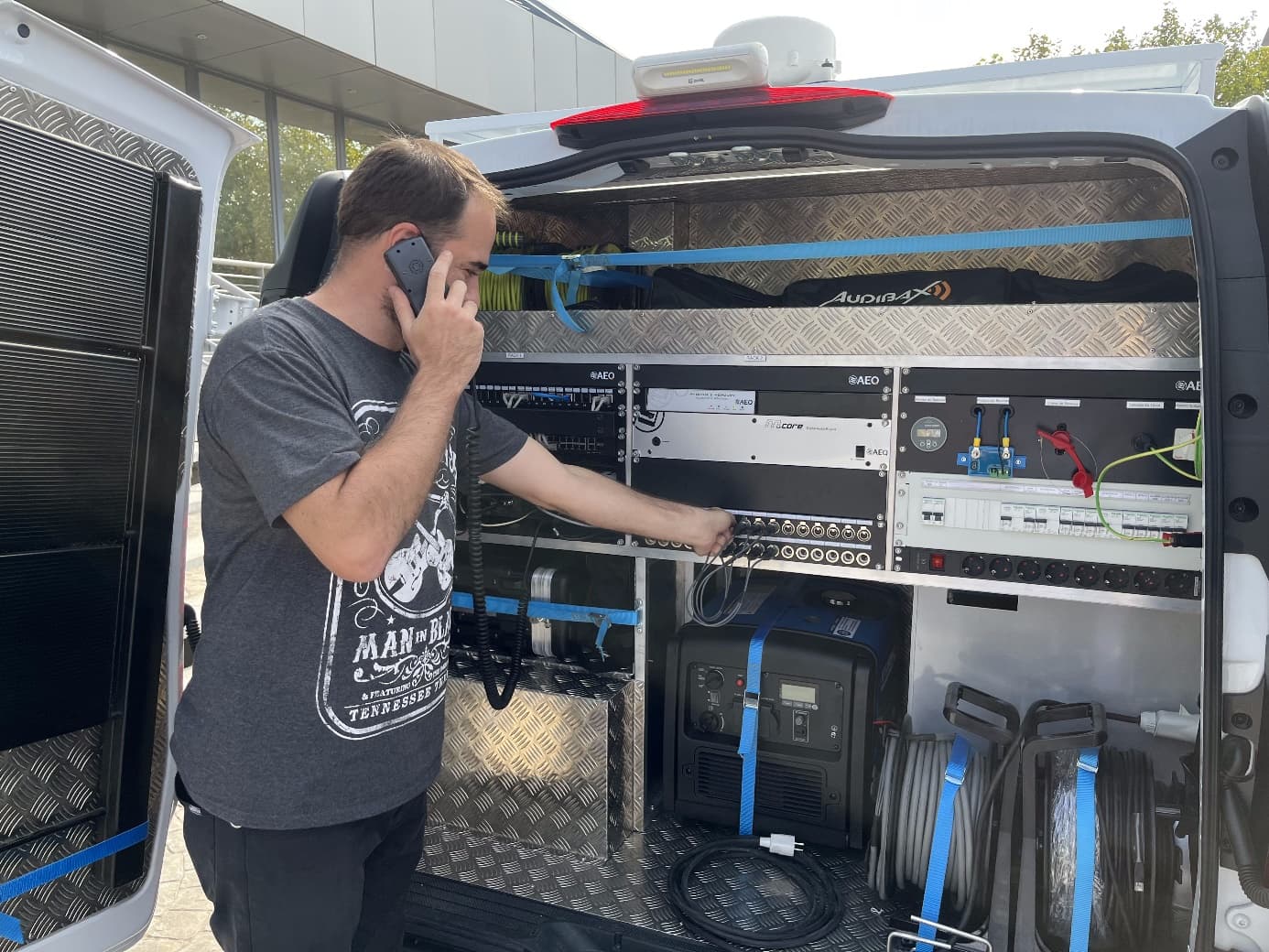AEQ has integrated three OB Van for radio for a large international customer