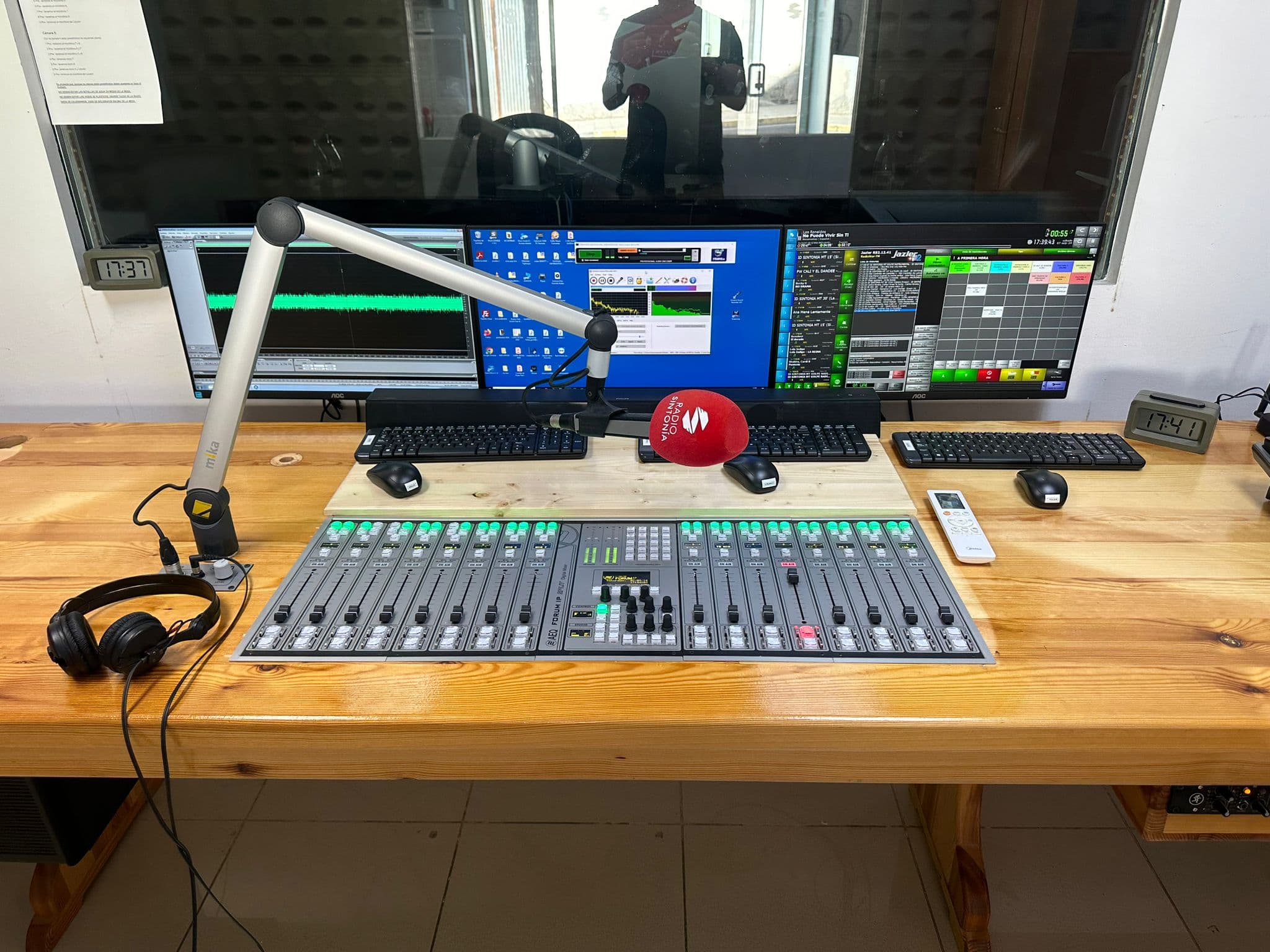 Radio Sintonía Fuerteventura selects the AEQ FORUM IP digital console for its new season